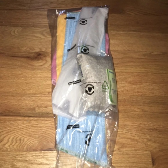 Superior Norwex Mop bundle - Picture 5 of 7